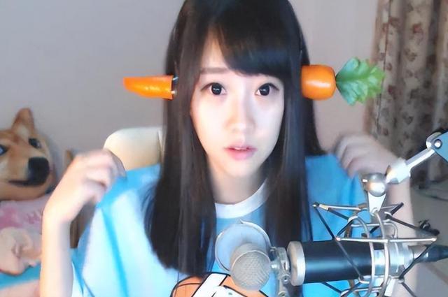 甄选风波再起! 一姐YOYO口无遮拦,直播间解读越南,砸场子专业户