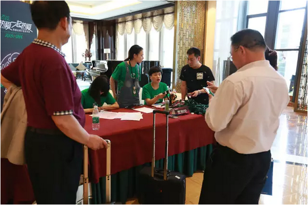 电竞女王MISS空降杭城,助力杰拉品牌升级发布会