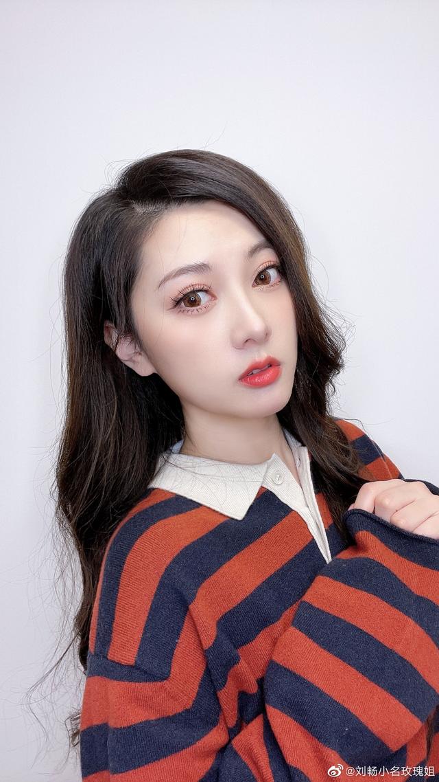 足球女主播哪家强,央视马凡舒,刘语熙,杨茗茗最强三叉戟