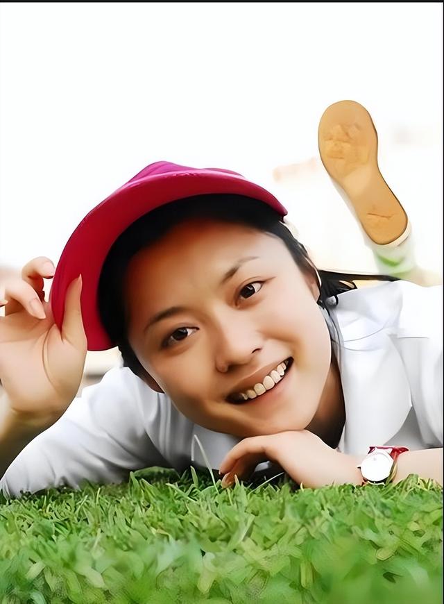 她是央视最穷主持人，工作22年不涨工资，43岁凑够首付买房