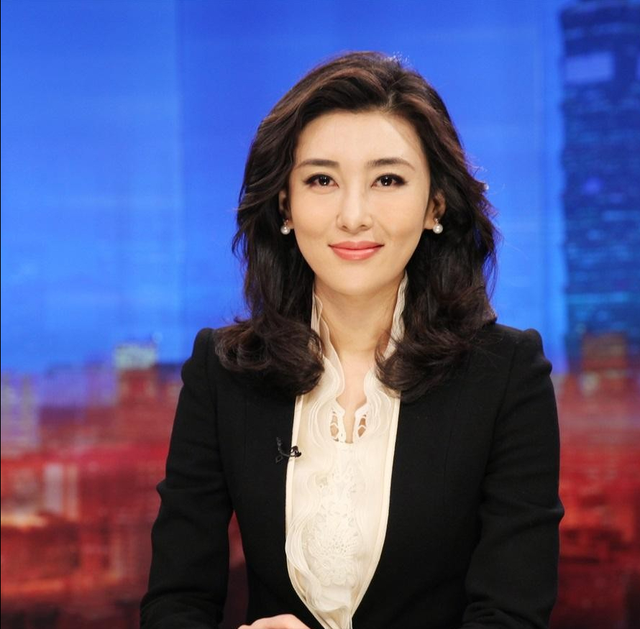 央视主持人李红：因出身被造谣嫁入豪门，如今46岁的她怎样了