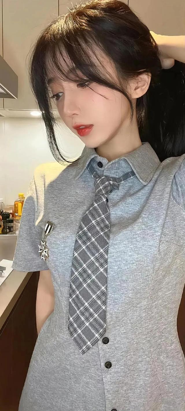 美女主播性感写真壁纸——呆妹儿