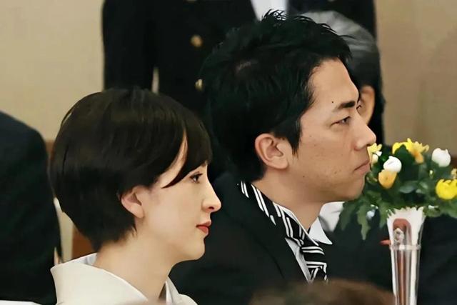 41岁日本最美女主播,高嫁前首相儿子,可小3岁花心丈夫频频出轨