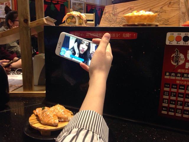 独家｜揭秘“网红”桐乡妹子“颜丢丢”日常生活