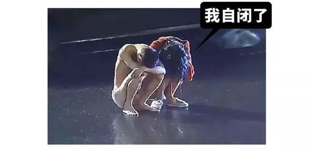 吵架吵到嘴咬嘴,智障新闻里的人类还有什么干不出来的!