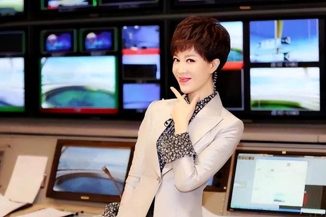 央视女主播文静：“假发门”秘密竟保守10多年，坚持丁克不后悔