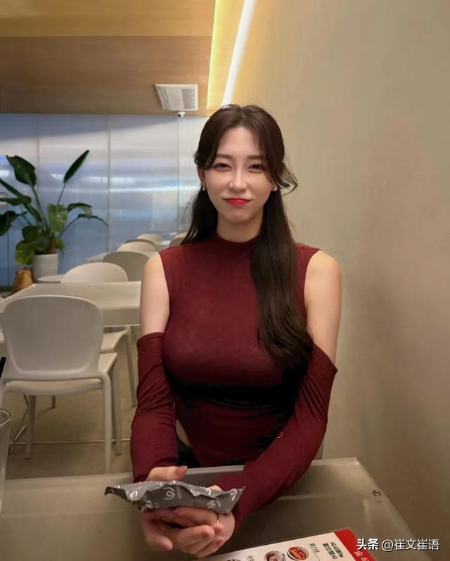 韩国美女主持天花板！身材火辣！太让人羡慕！性感唯美！凹凸身材