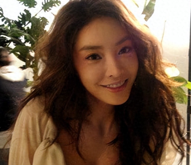 “人间悲剧”张紫妍：被31位财阀灌药性侵，总统都无法替她申冤