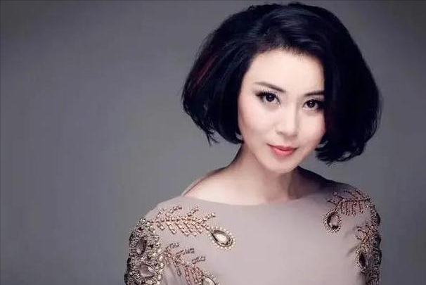 罗菲：曾是美女歌唱家，却沦为“大老虎”情妇，最终结局怎么样了