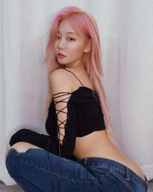 韩国美女主播a(韩国H罩杯主播빛베리Berry福利图 身材也太好了)