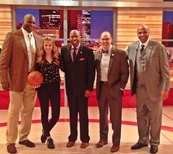 成功绝非偶然：NBA最美女主播克里斯汀的成名之路