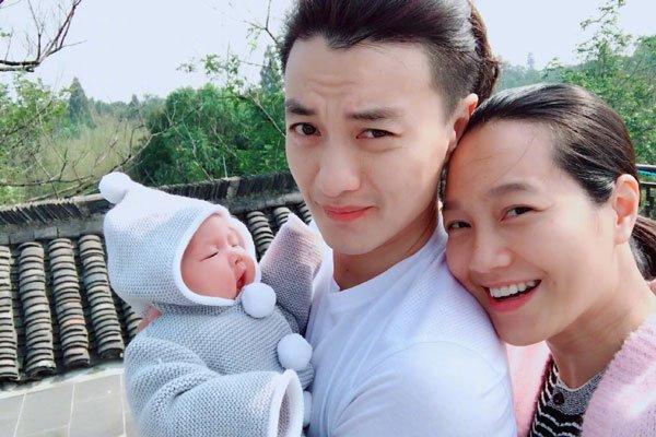 谢娜半个冰箱都是母乳!娱乐圈5位“背奶妈妈”,证明母爱真伟大