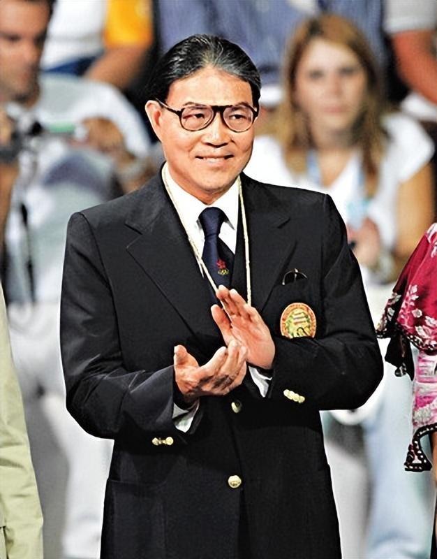 65岁的“广东一枝花”侯玉婷：曾和霍震霆传绯闻，如今成模范婆婆