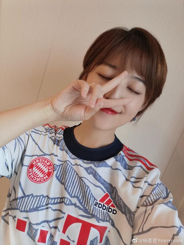 足球女主播哪家强,央视马凡舒,刘语熙,杨茗茗最强三叉戟