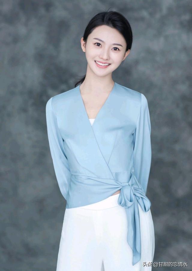 央视中文国际频道十大新闻美女主播,谁实力最强?