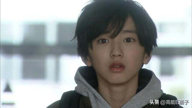 杰尼斯偶像恋写真女星却深夜幽会酒吧女？日媒嘲“体力真好”