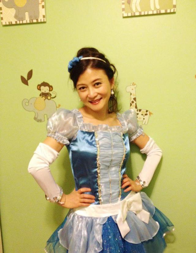 《妈妈的吻》朱晓琳走红背后有艰辛,53岁为何仍然未婚