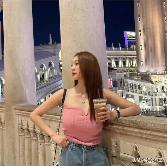 韩国极品美女主持人!黑丝大长腿!太有魅力了!