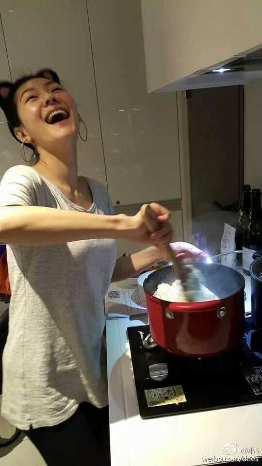 怎么样才能喂饱“饥饿”小S？这个最污女主播！