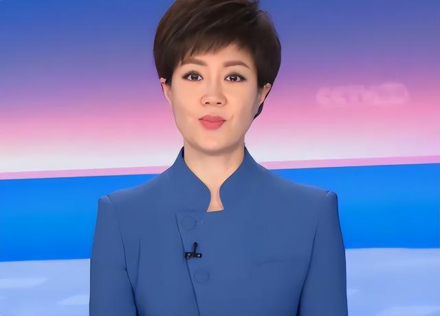 央视主持李文静,和丈夫坚持丁克,如今50岁无儿无女,她后悔了?