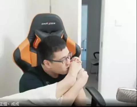 两位主播solo惩罚突破天际,公然炫富赶超马云