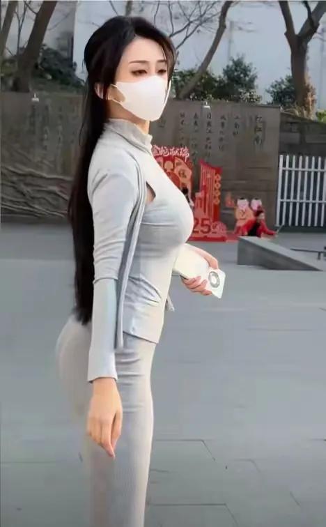 《揭秘!全网七大最美少妇,你Pick谁?》