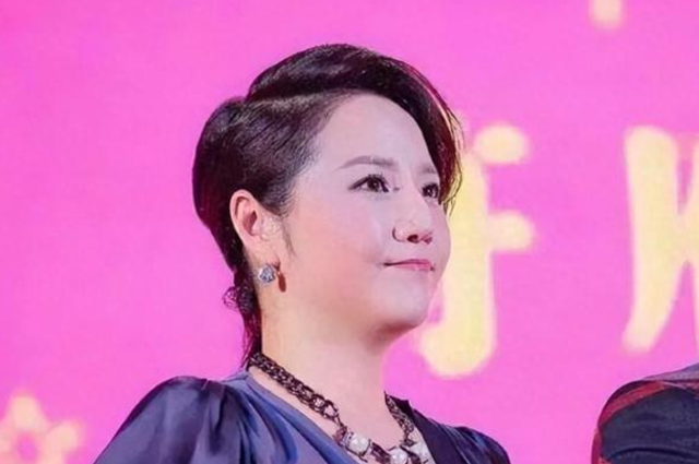 从儿科医生到珠江台主持人，她是广东观众心目中的“低调”女神！