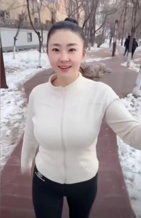 《揭秘!全网七大最美少妇,你Pick谁?》