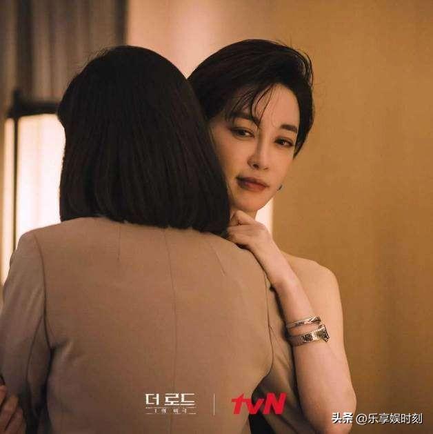 韩剧对LGBT题材愈发包容,8部女女CP韩剧展现了百合恋的多元魅力