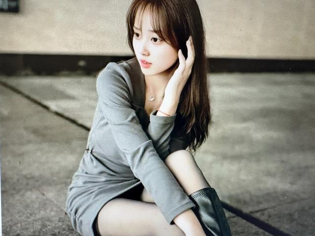 韩国顶级网红！黑丝长腿女神，谁能不迷糊啊？