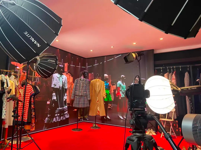 不露脸不试穿,如此神秘的女装直播竟在视频号火了?