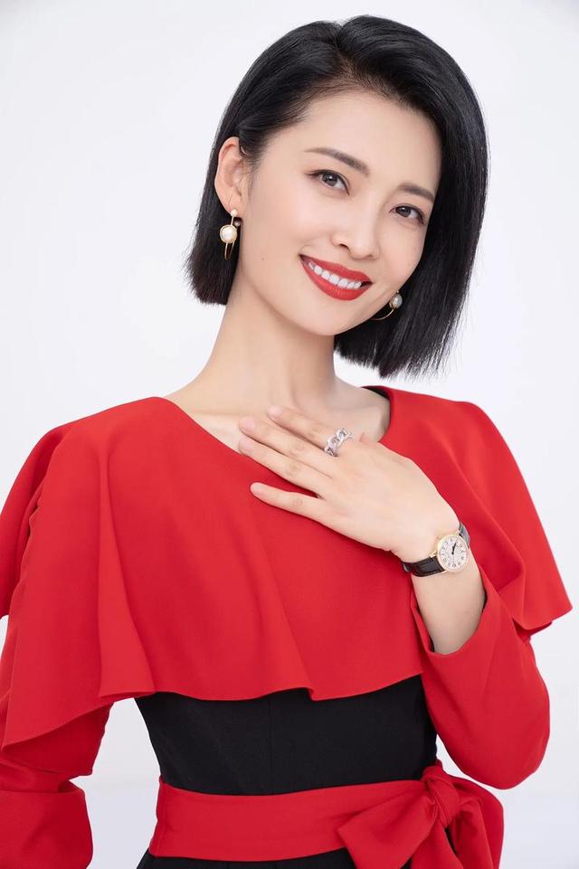 安徽卫视王牌节目美女主持人风采一览,美与知性并存