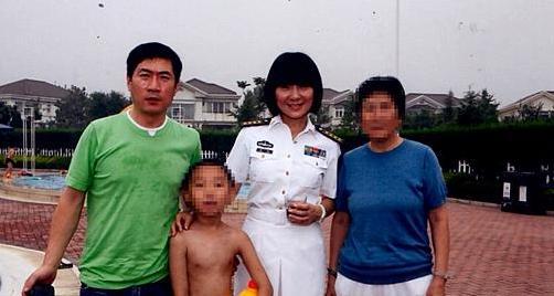 2013年，陈红老公出轨沈星，被抓后喊冤：她花了我一千万