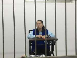 女主播被黄鳝视频(“黄鳝门”案一审宣判23人获刑，涉事女主播被判1年9个月)
