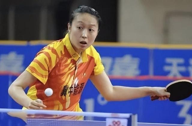 国乒女神白杨：与马琳谈恋爱被开除，38岁嫁富商，今成军部参谋