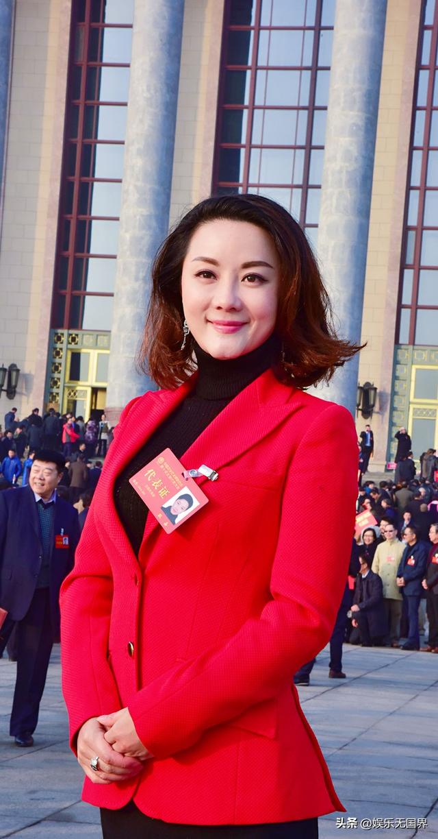 云南电视台12位美女主持人,崔爽是最美新闻女主播