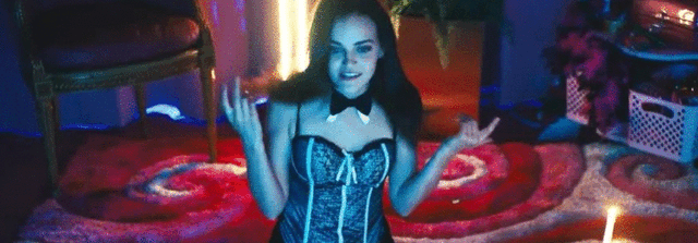 女主播的日常,被这部小电影扒光了