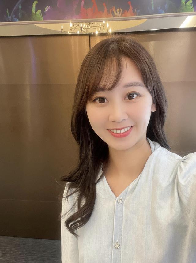 39岁女主播官宣怀双胞胎!结婚6年试管打百针,孕期大出血太痛苦