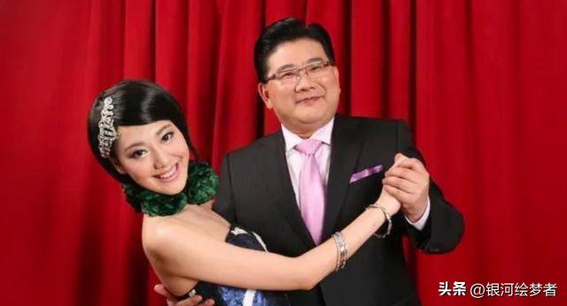 遭央视“开除”?被传和小尼结婚?央视女主持私生活谣言有多离谱