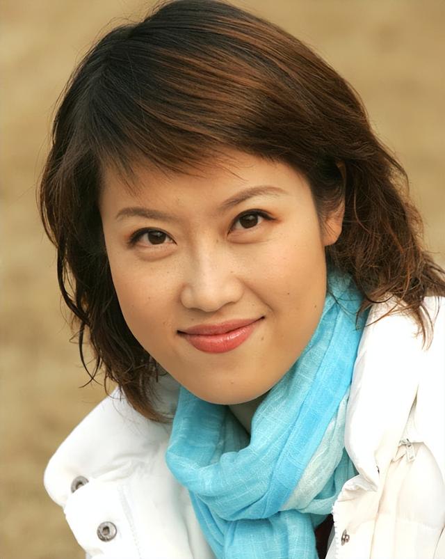 安徽卫视王牌节目美女主持人风采一览,美与知性并存