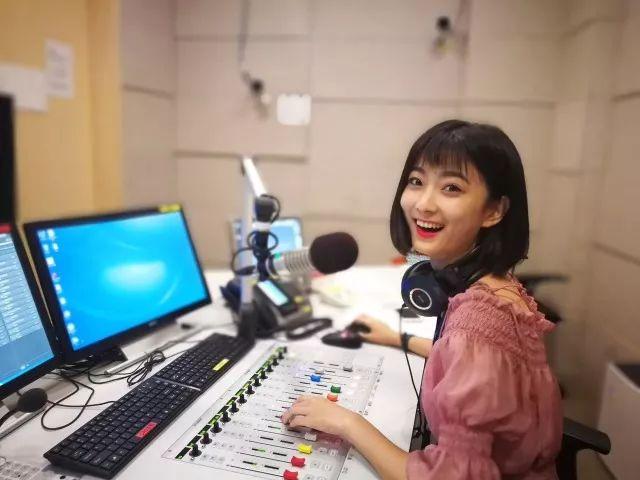 楠楠:直播时的紧张感,与飞行员不相上下