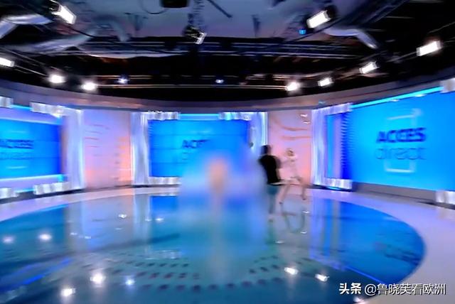 欧洲美女主播的“裸女攻击”事件,被质疑自我炒作