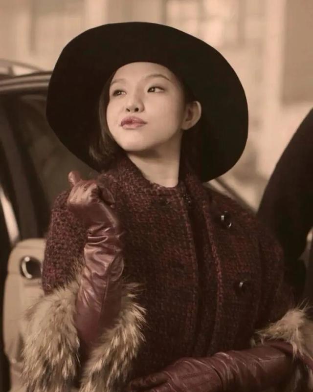 致敬坚强女性谢依霖,丈夫肌无力,母亲抑郁,只有2500元生活费!