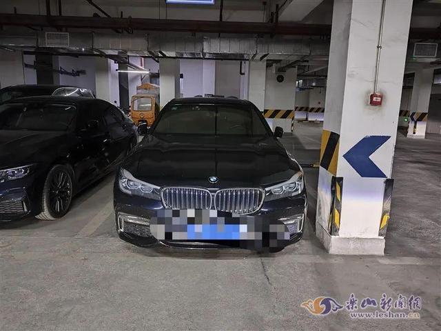 女主播深夜马路边直播，拒绝宝马司机搭讪后被撞！官方公布调查结果