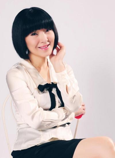 2013年，陈红老公出轨沈星，被抓后喊冤：她花了我一千万