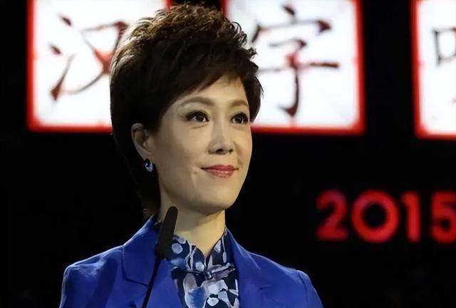 央视主持李文静,和丈夫坚持丁克,如今50岁无儿无女,她后悔了?