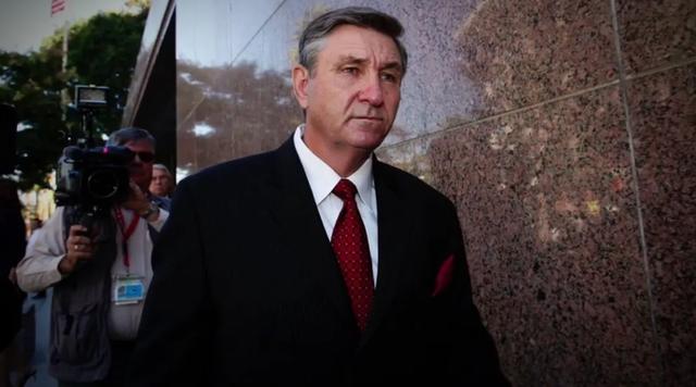 陷害布兰妮,释放布兰妮:是什么让她被舆论塑造成一个“疯女人”?谁该为悲剧负责?