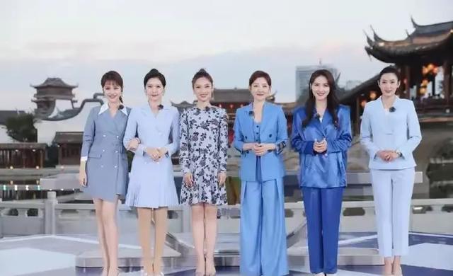 央视的十大美女主持人,被誉为频道的“当家花旦”