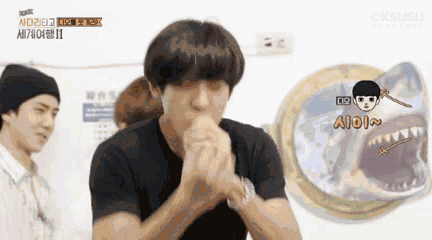 3秒喝750毫升水!这名韩国偶像上了热搜,真的好吗?