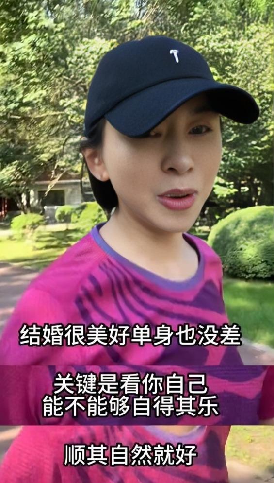 欧阳夏丹:没了央视光环变普通人,46岁仍单身,在新圈子红到发紫